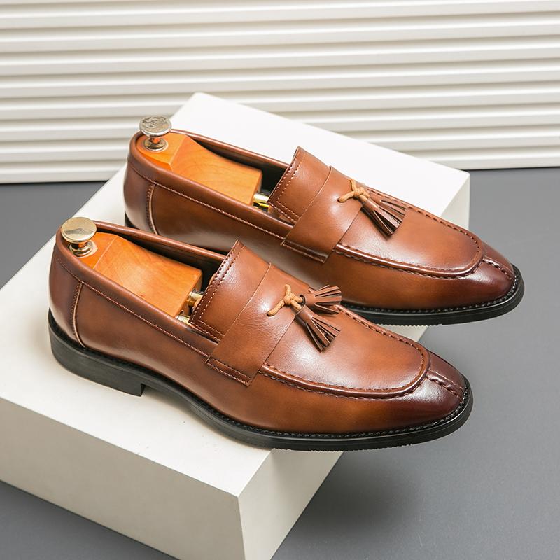 Brand Leather Shoes Business Formal Pointed Toe Slip-On Tassel Loafers Shoes British Style Casual Breathable Mens Leather Shoes