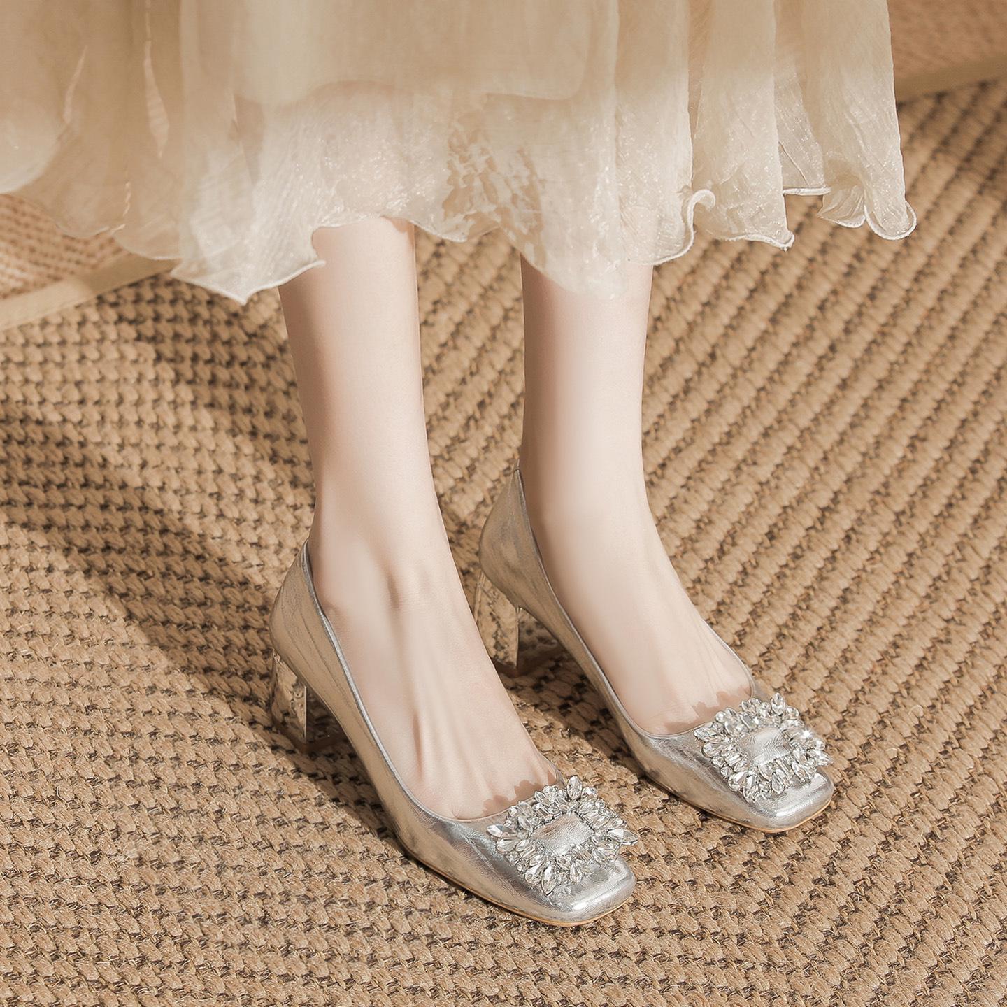 

Французские туфли Мэри Джейн на среднем каблуке с пряжкой из страз класса люкс для通勤 35