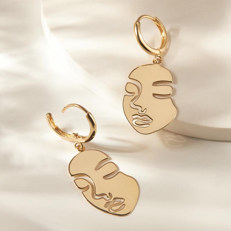 Mcel 14K Heimish Face Earrings