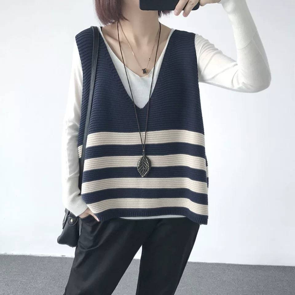 

Lamb Wool Vest Women s Autumn and Winter Loose Bf Sleeveless Vest Waistcoat Fur One Suede Vest Jacket XL темно-синього кольору