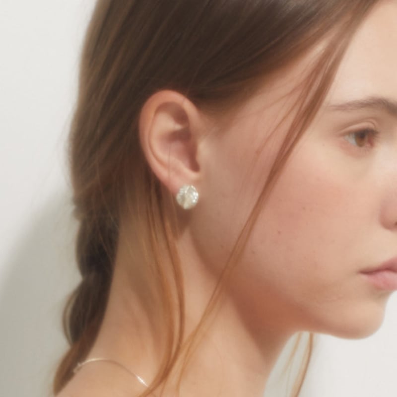 BOLDIERE Flutterring leaf earring_ E25[Silver]