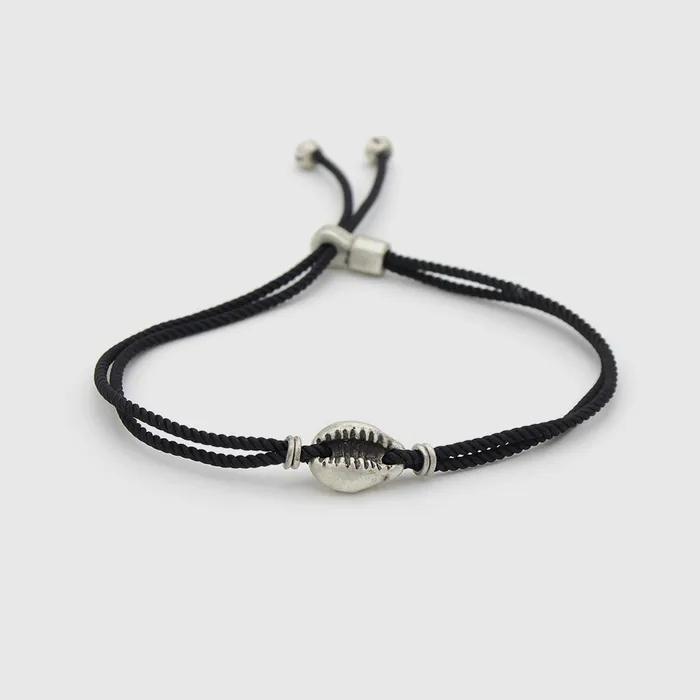 Schelp string armband (zwart)