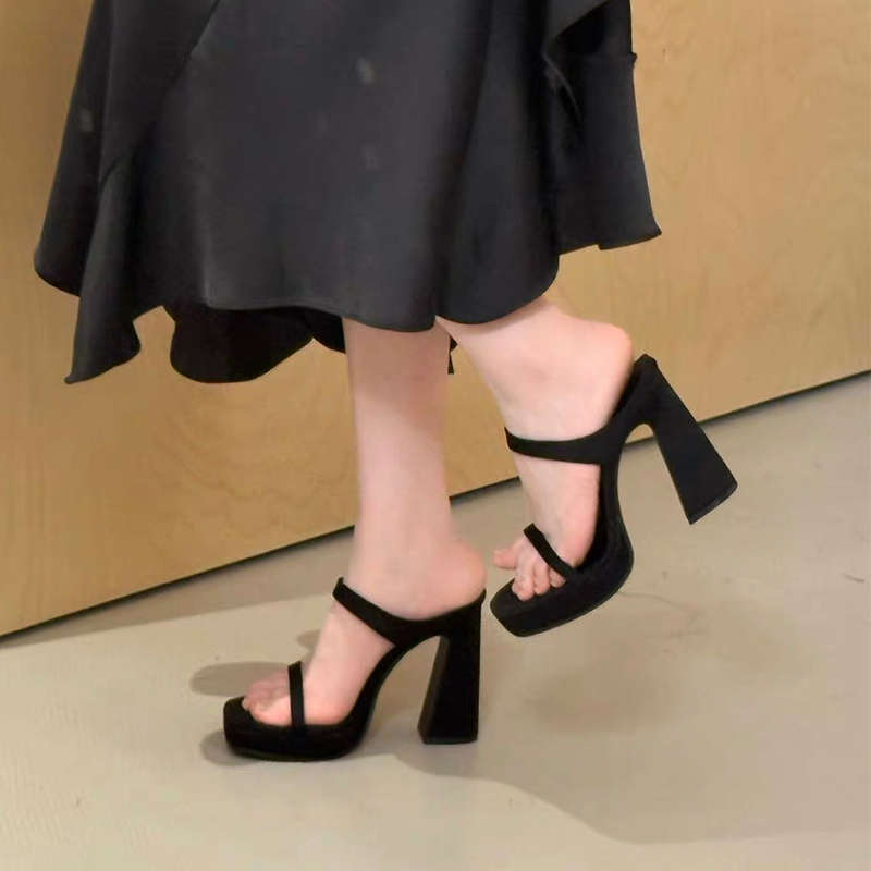 Mode Heißverkauf 2025 Luxus Damen Hausschuhe Hohe Absätze Sexy Schuhe Sommer Elegant Mode Pumps Stilettos Damen Sandalen Damenabsätze
