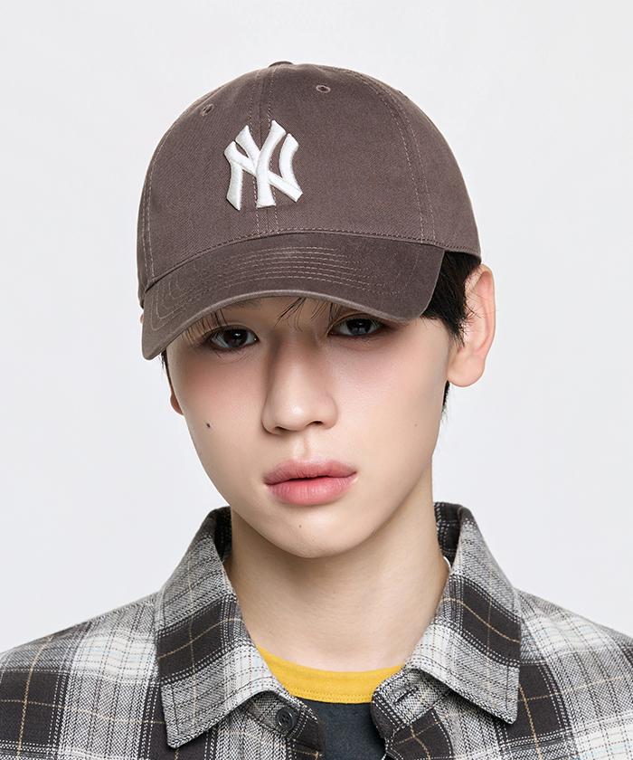Emelbi Ace Unstructured Ball Cap Ny (Brown)