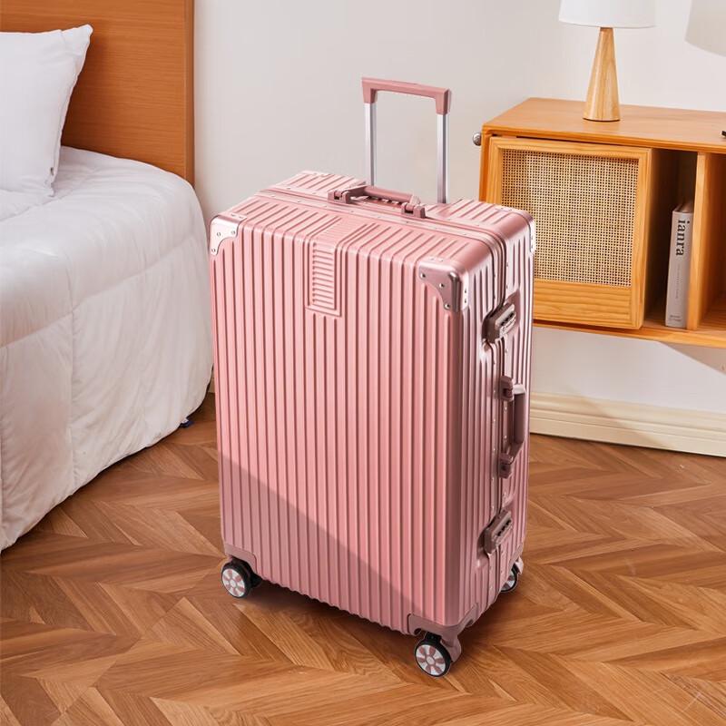 VICTORIATOURIST 607 Aluminum Frame Hardshell Spinner Luggage