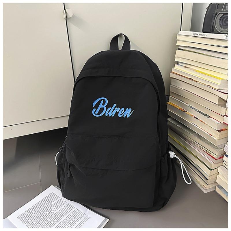 The new schoolbag is high-value, fresh and sweet, candy-colored backpack, lightweight and large-capacity backpack for junior high school students.
