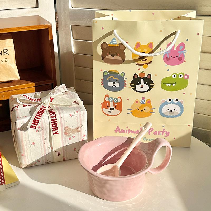 Ins Cream Wind Ceramic Mug Qu Handle Cup Large Capacity Breakfast Cup Oatmeal Bowl with Spoon Girls' Souvenir