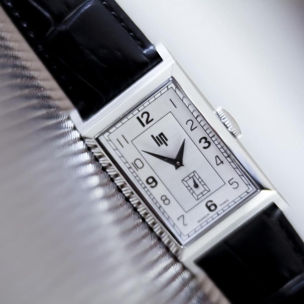 RIP Churchill T18 Silver Crocodile Dark Gray Leather