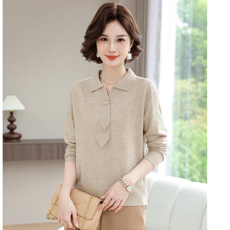 Middle-aged and Elderly Women's Spring and Autumn Knitted Base Shirt Mother's Spring Sweater Fashionable Top Wedding Banquet