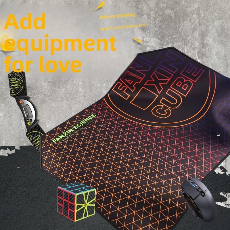Timer Cubo di Rubik con Schermo LED e Base Spessa Morbida Antiscivolo per Speed Cubing e Allenamento Puzzle