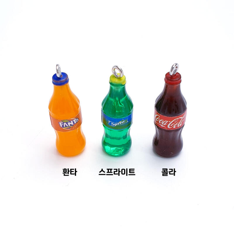 Acrylic carbonated beverage keychain accessory supplies