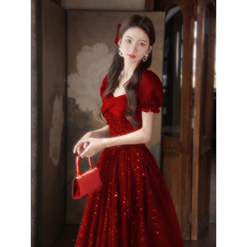 French Toast Kleid Braut 1011 Hochzeitskunst Test rotes Verlobungskleid Rock High-End Licht Luxus Nische High-End Fee