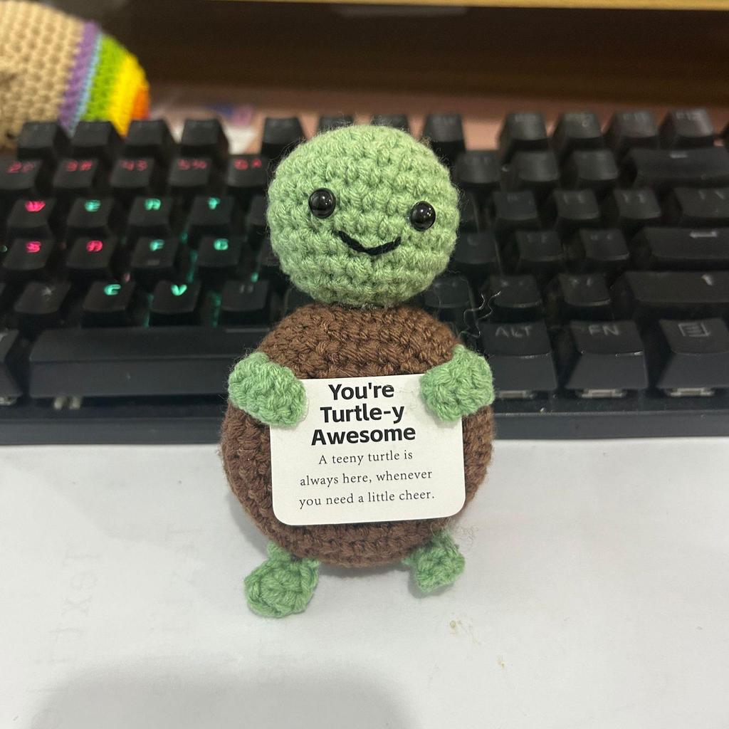 Cross-border Positive Energy Potato Crochet Doll: Humorous Yarn-Knitted Bonsai Ornament and Gift Card