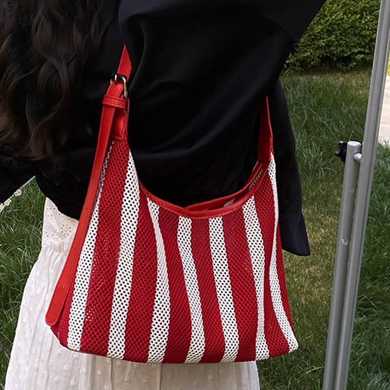 2025 Summer New Shoulder Armpit Bag Niche Design Large Capacity Tote Bag Fashion Stripe Trend Handbag