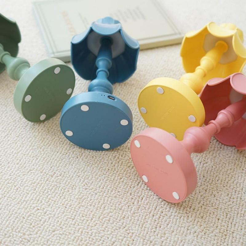 Retro Lotusblad Nattlampa Skrivbord Mini Dekorativa Ornament USB-Laddning Macaron-stil Sängbelysning Liten Bordslampa