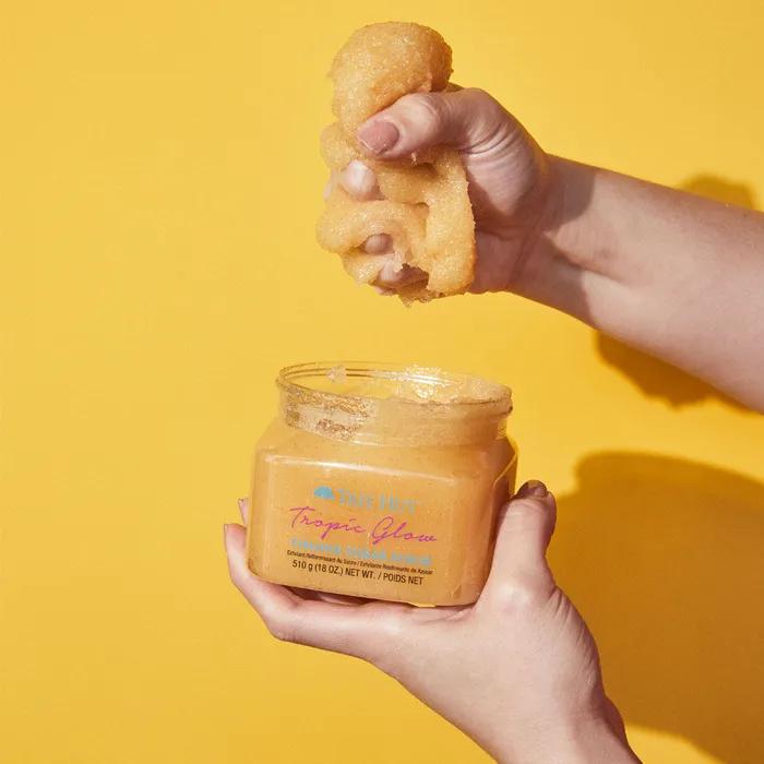 

Скраб для тела Tropic Glow 510г