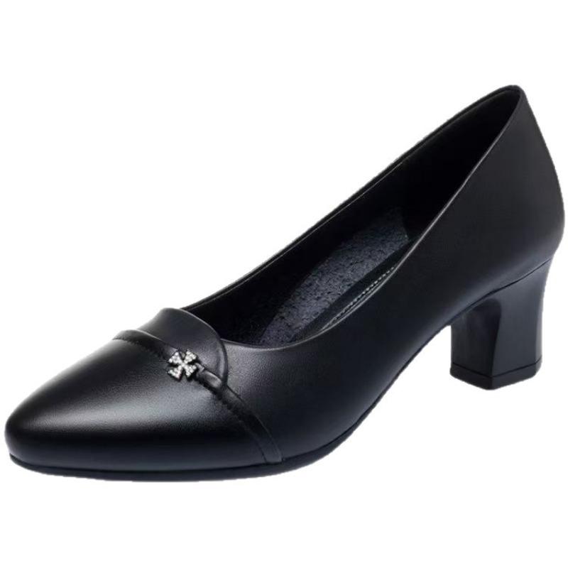Single Shoes with Low Heels and Soft Soles, Made of Leather, Women's Shoes with Mid-heels, New Style