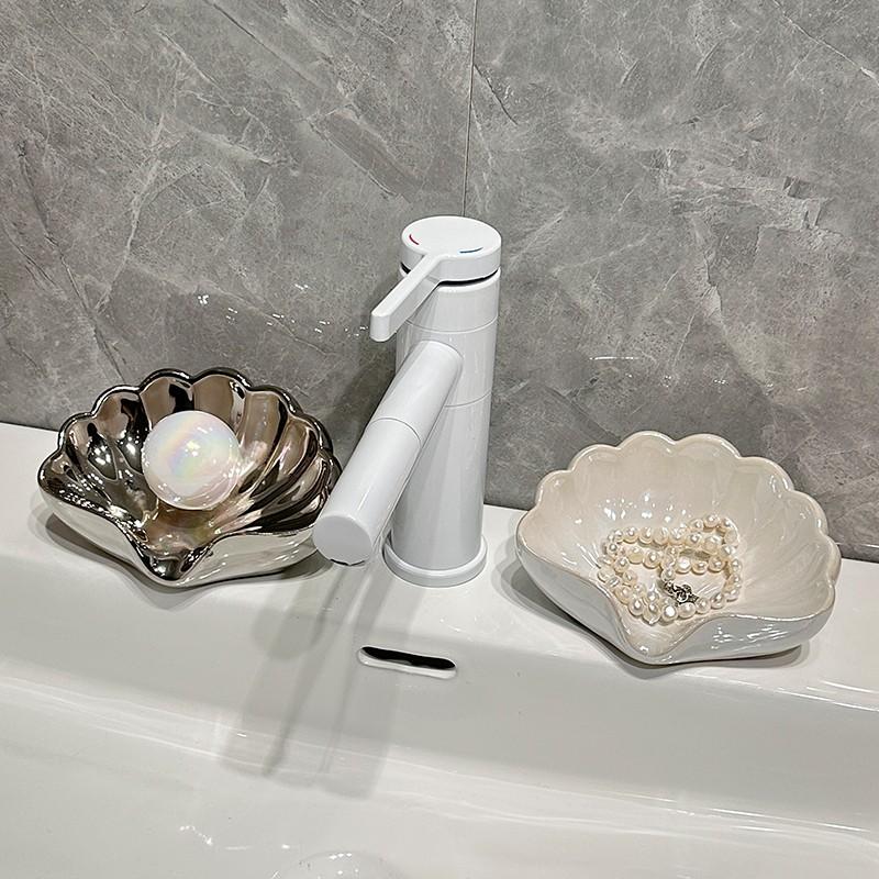 Creative Modern Shell Soap Box Soap Box Simple Soap Dish Holder for Household Use Toilet and Restroom Drainage Storage