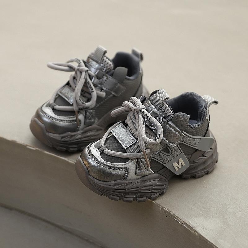 2026Early spring new leather trendy dad shoes for boys and girls, lightweight, non-slip, versatile sneakers, casual children's shoes
