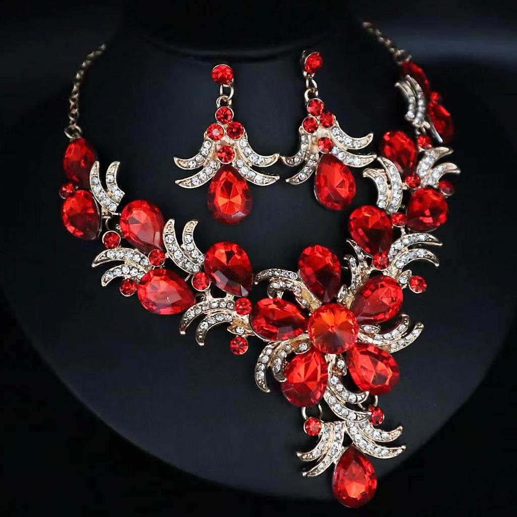 Collier Pendentif Exagéré en Agate Rubis pour Tenue de Mariée