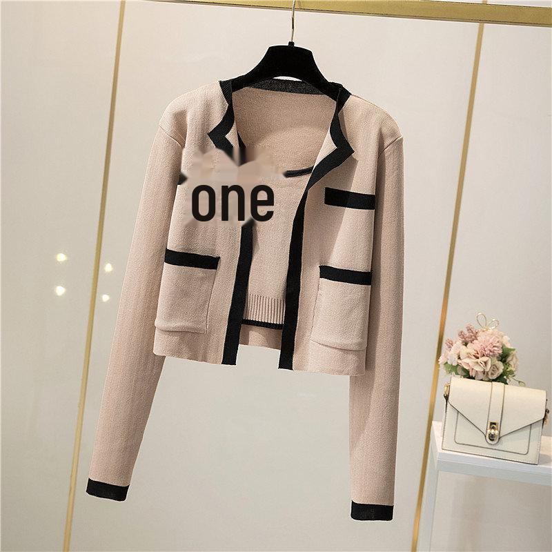 

Корейский комплект из двух предметов: кардиган и майка контрастного цвета для женщин - стиль ранней осени 2024 г. One Size (37.5kg-60kg)