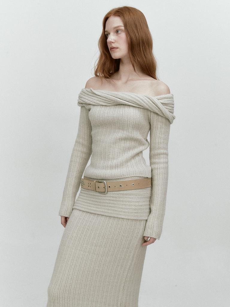 Asula Reverse Off Shoulder Knit (Beige)