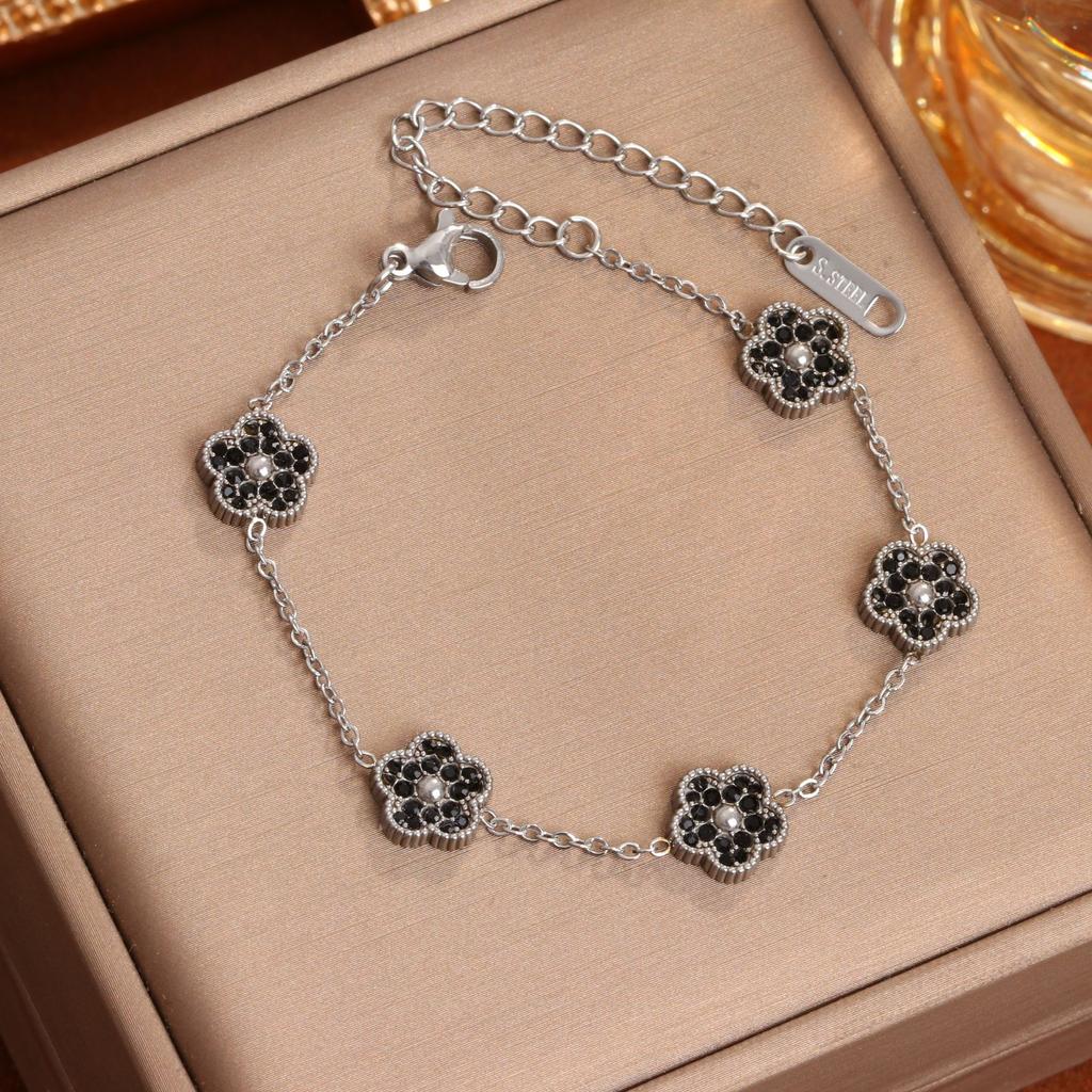 Htpwe Stainless Steel Four-leaf Clover Inlaid Zirconium Small Bracelet Women 18k Gold Couple Holiday Gift Bracelet Party Zircon