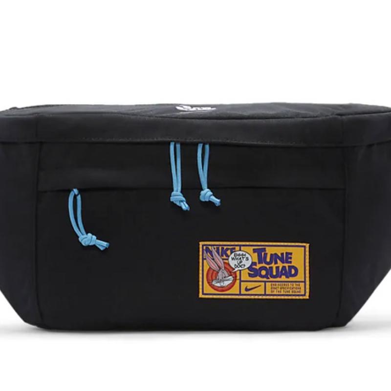 

Nike Space Jam 2 Collaboration Polyester Sling Bag Shoulder Bag Crossbody Bag Fanny Pack Regular Unisex Black Casual DN0914-010 чёрный