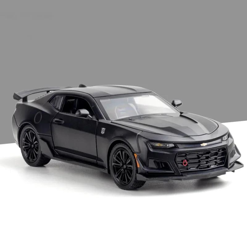 Scale 1:24 Camaro Camry Miniature Toy Car Model Alloy Diecast Doors Opend Pull Back Sports Cars Toys Office Table Ornament