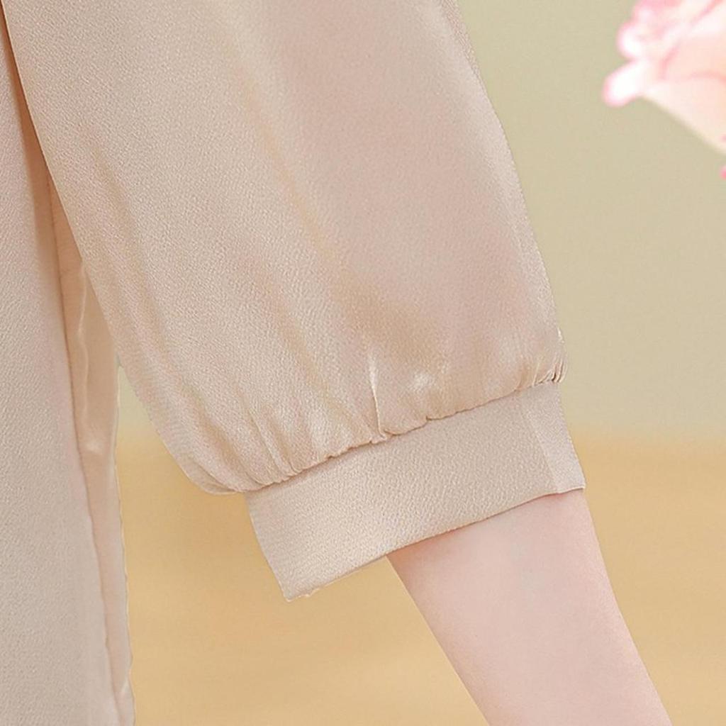 Elegant Chiffon Blouse for Middle-Aged and Elderly Women, 3/4 Sleeves, Comfortable, Versatile, Slimming Design