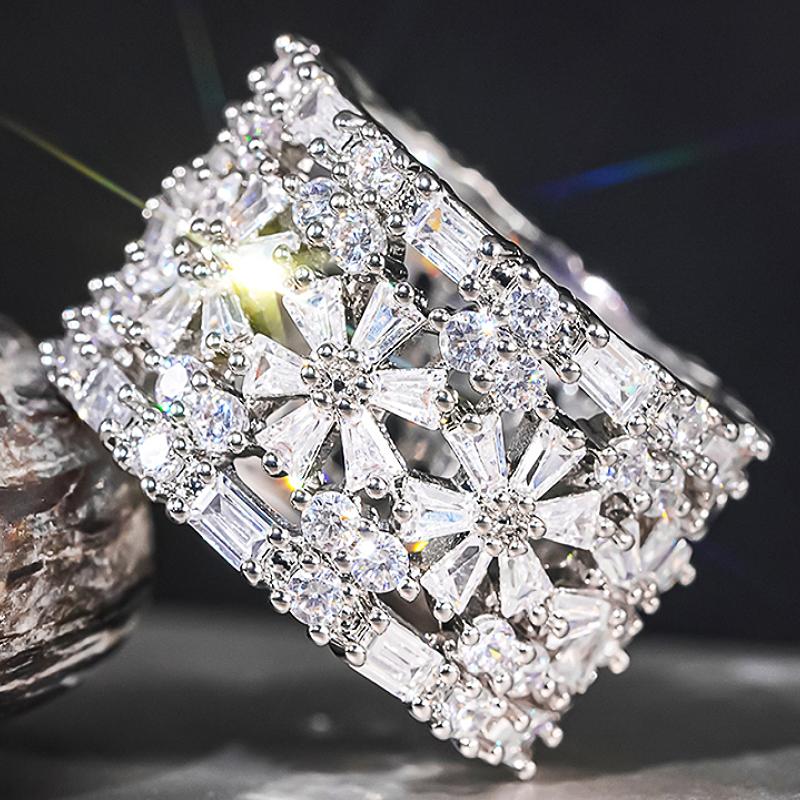 

Huitan Silver Color Trendy Women Rings Inlaid Full Shiny Cubic Zirconia for Wedding Party Engagement Luxury Accessories Jewelry 6