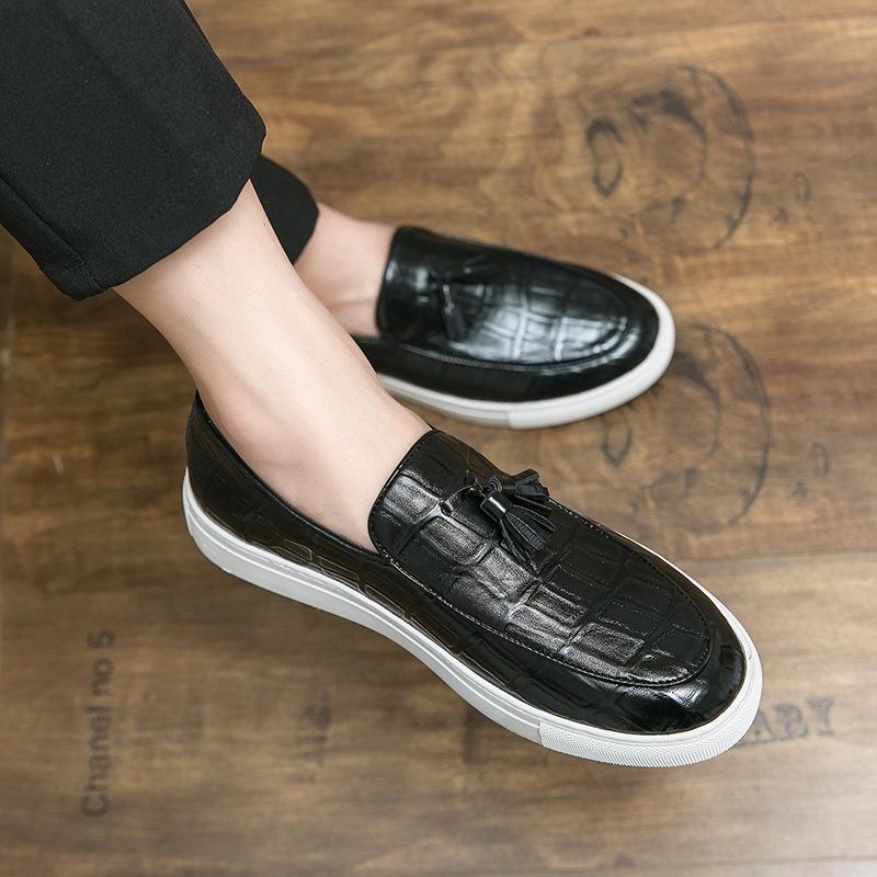 Casual leather shoes spring soft-soled driving shoes leather lazy shoes board shoes