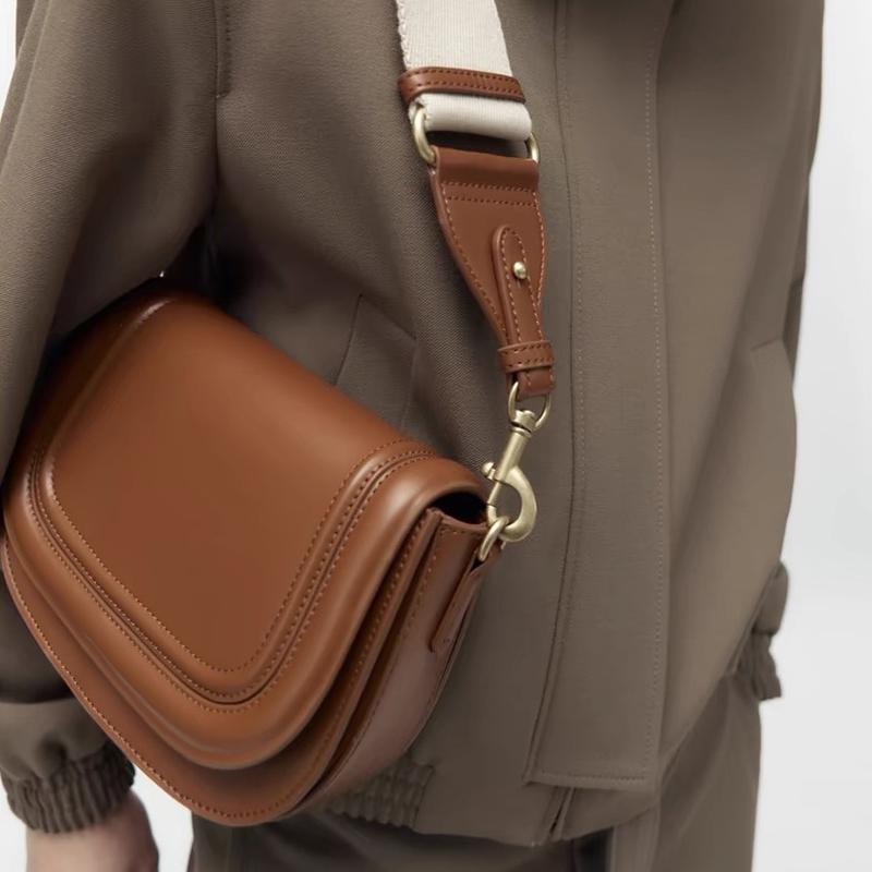 Moda Pequena Bolsa de Aba Alça Larga Bolsas de Ombro de Sela Pu Couro Artificial Bolsa Crossbody Tendência Pequenas Bolsas de Telefone