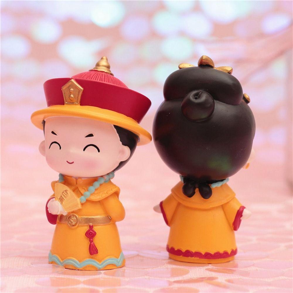 Chinese Emperor Chinese Emperor Empress Figurine Chinese Style Resin Queen Ornament  Girls