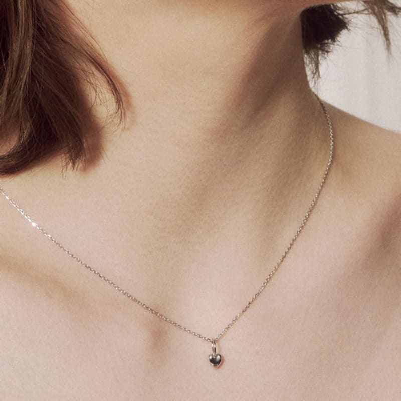 JUDY AND PAUL [925 Silver] Ellui Simple Minimal Heart All-Silver Necklace