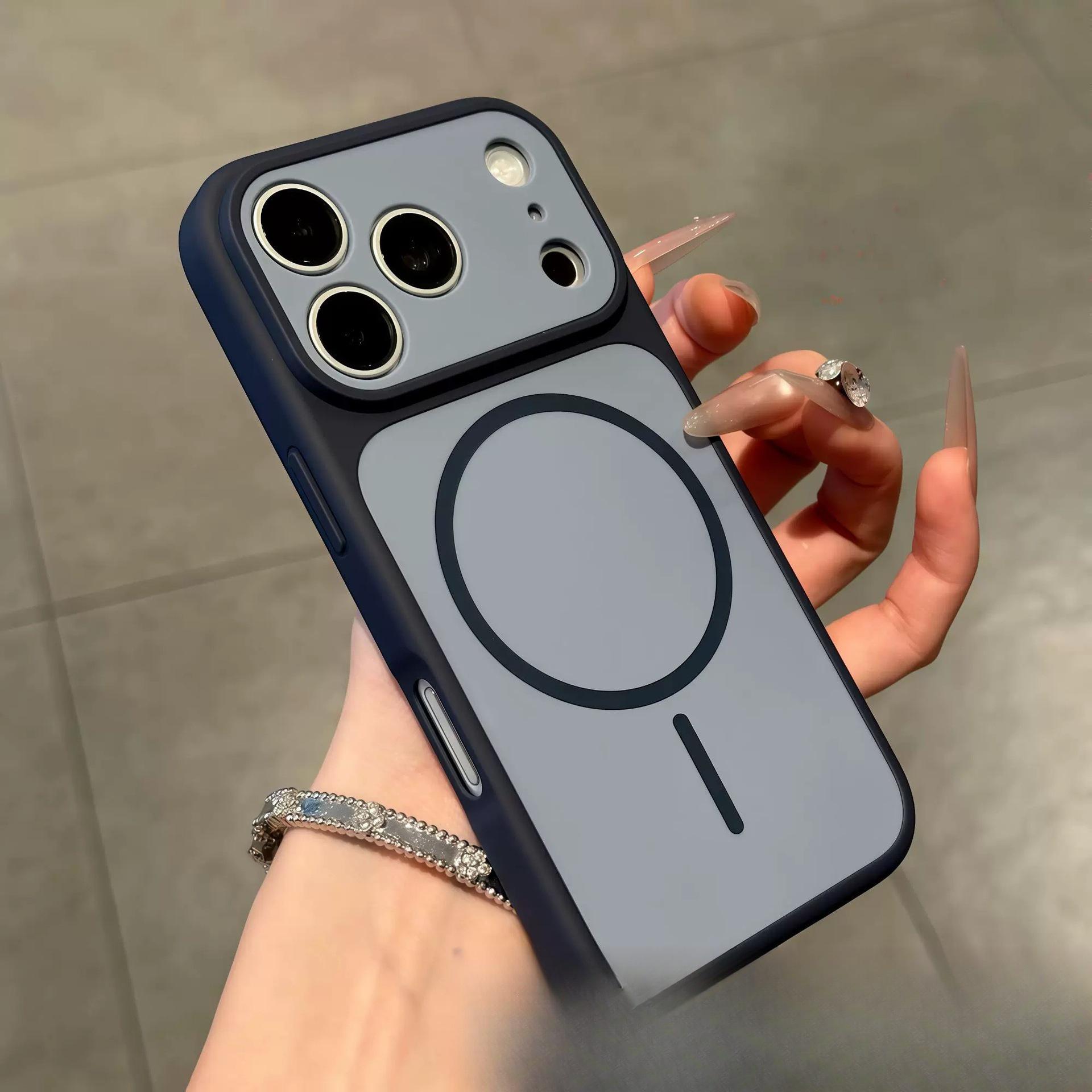 

Dual-Color Magnetic Skin-Feel Phone Case for iPhone 17/16/15 PRO iPhone 15 Pro Max