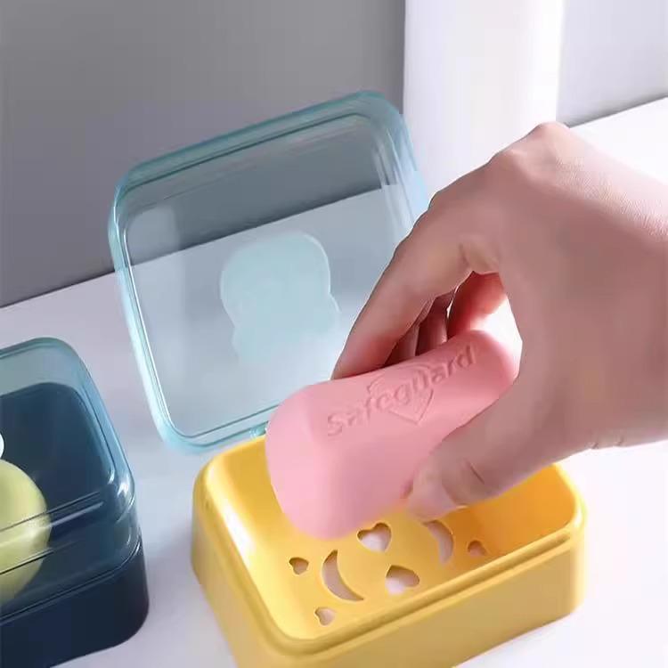 Creative Cute Plastic Soap Dish with Lid: Stylish Soap Holder and Drainer for Bathroom Storage