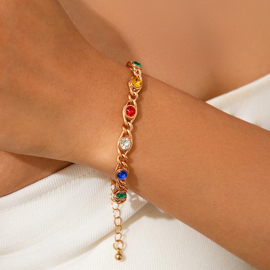 Temperament Light Luxury Colored Rhinestone Necklace Female, Sweet Cool Wind Metal Chain Choker Item Jewelry