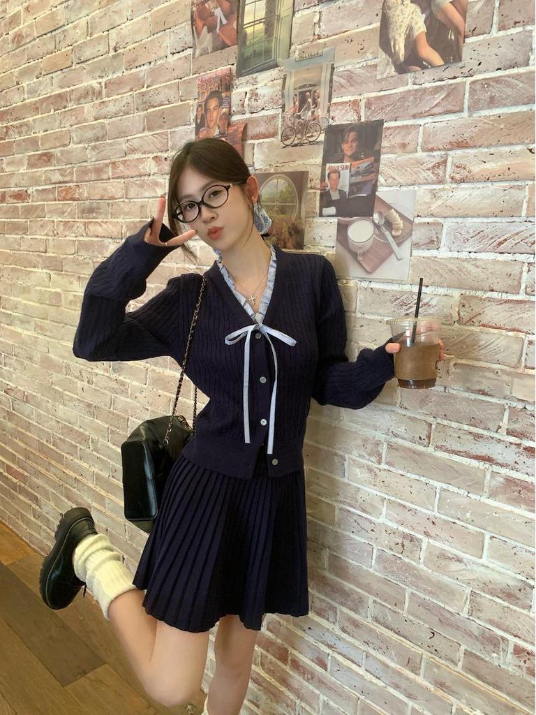 Korean Preppy Ruffle Knit Cardigan & Pleated Midi Skirt Set for Women (Autumn/Winter)