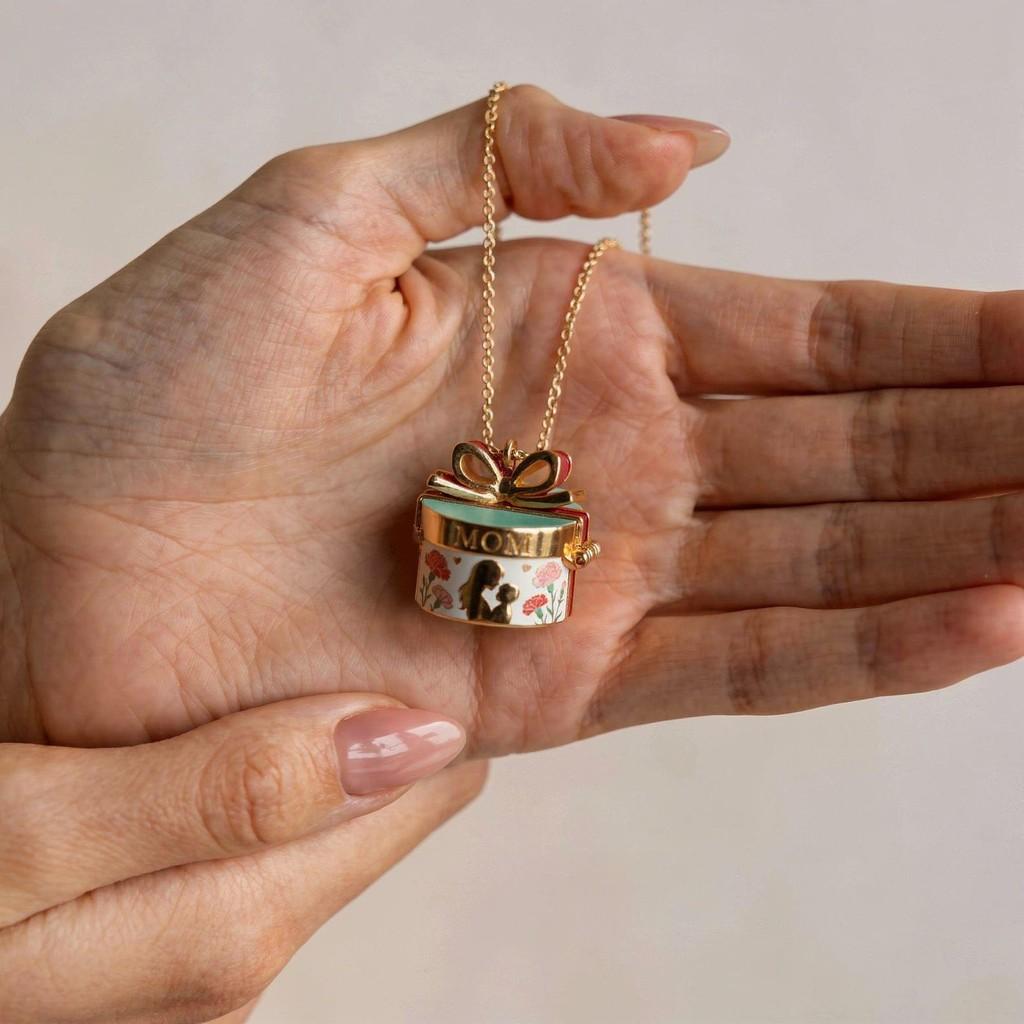 Butterfly Bow Pendant Necklace With Copper Material And Vintage Style For Mothers Gift