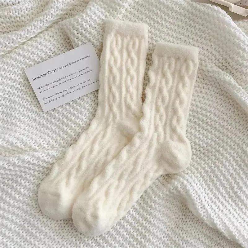 New Winter Japanese Fashion Solid Color Fluffy Socks for Girls Home Thick Cute Floor Socks Soft Warm Women Socks