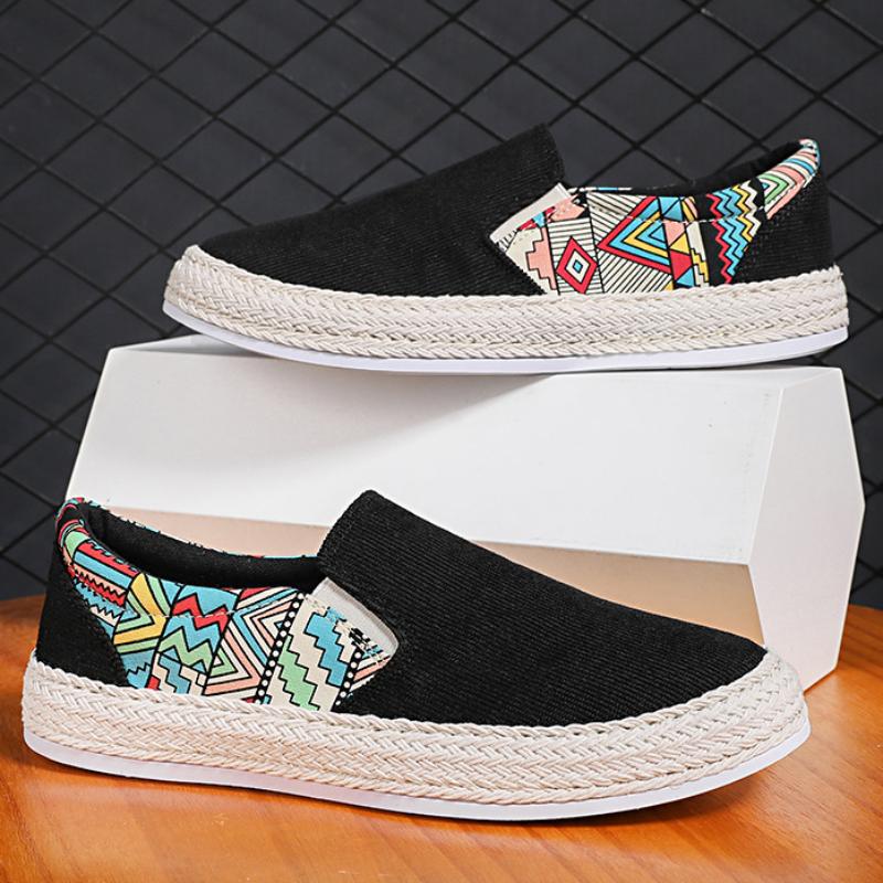 Men's Canvas loafers Shoes Men Casual Breathable  Slip-on Cloth Shoes Trendy Men's Shoes Driving Shoe Flat Canvas Lazy Shoe