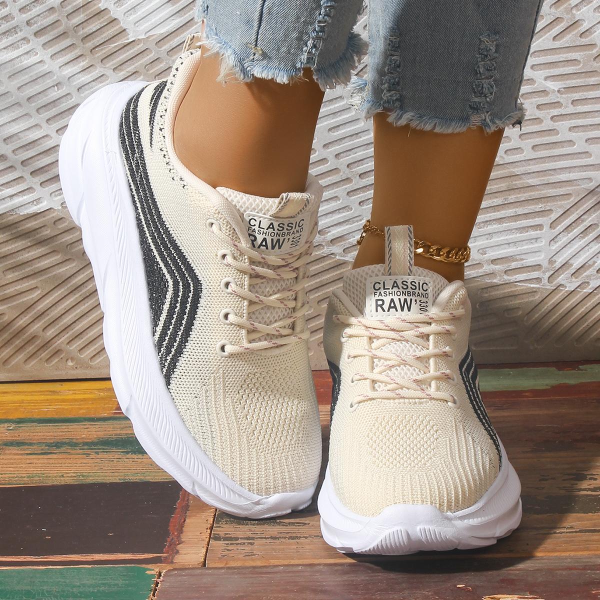 

Spring and Autumn New Breathable Mesh Lace-Up Sports Shoes Lightweight Comfortable Casual Fashion Sports Shoes for Women 39