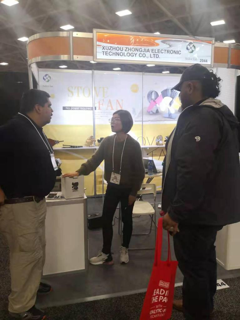 Heat-Powered Cast Iron Fireplace Fan - Energy-Efficient Model