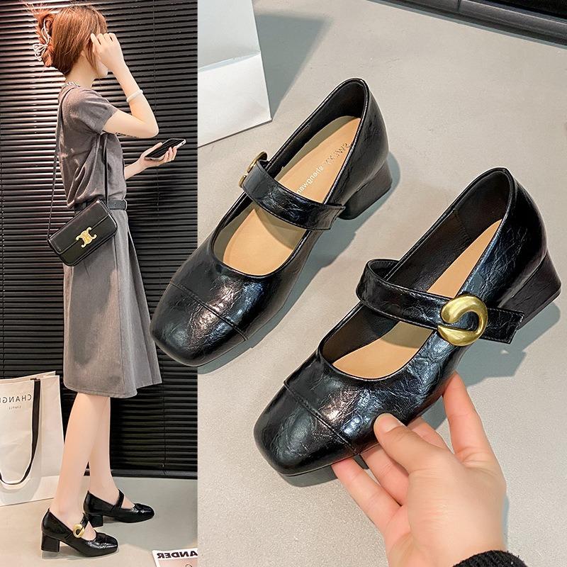 Temperament mittlerer Absatz flacher Mund weiches Leder Einzelne Schuhe Damen Nische Frühling und Herbst neu dicker Absatz Mary Jane Schuhe