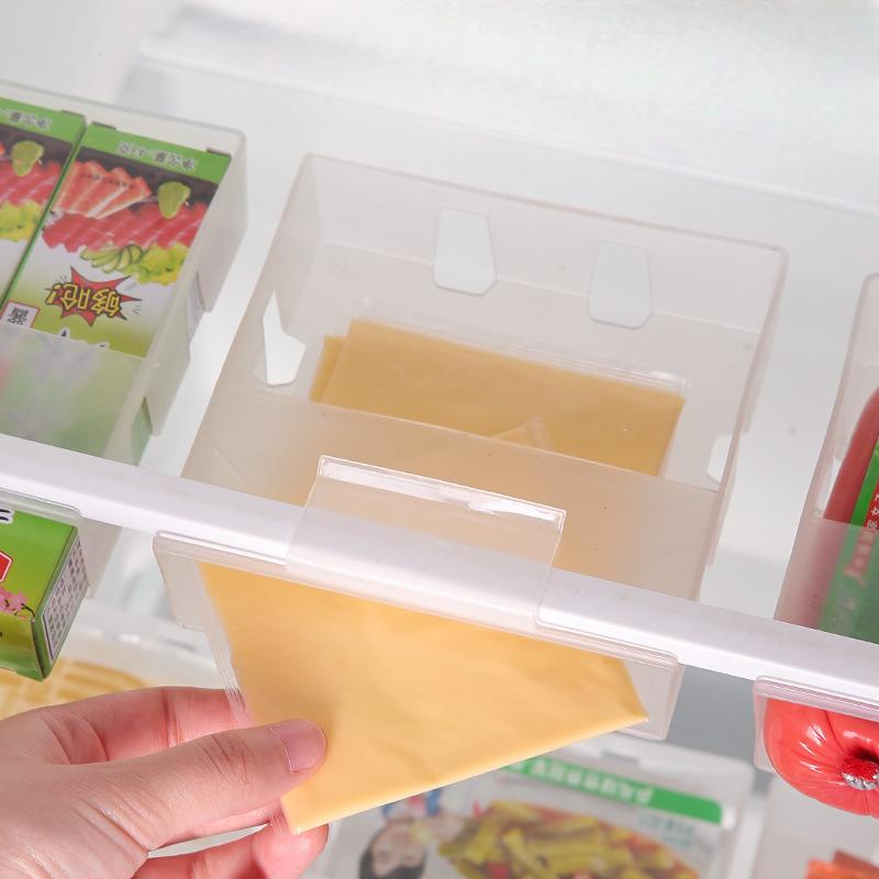 Zásuvkový úložný box do lednice, zacvakávací závěsný sáček na koření do lednice, krabice na organizaci svačin, krabička na uchovávání pleťových masek