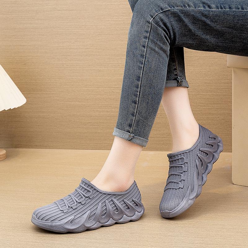 Fashionable Waterproof Rubber Rain Boots for Men & Women - Comfortable Short Style for Outdoor Wear