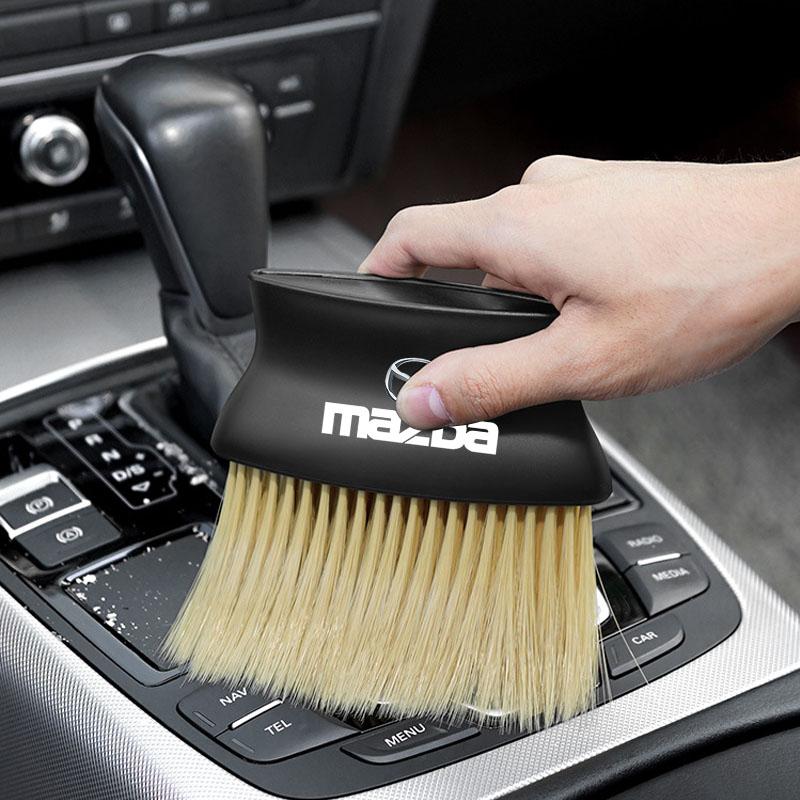 1Pcs Car Dedusting Brush Air Outlet Cleaning Brush for Mazda 3 6 CX5 2 CX3 CX9 MX5 RX8 Axela Demio Atenza MS IUE2