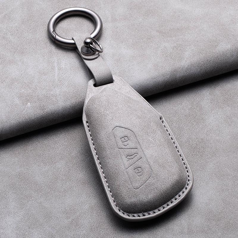 Volkswagen Teramont X & Golf 8 Key Cover: Suede Protective Case with Mirror Design & International Shipping.