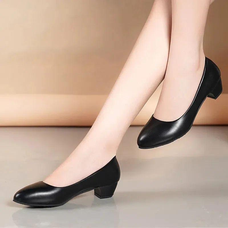 Comfortable Four-Season Leather Stiletto and Block Heel Stewardess Work Shoes for Women